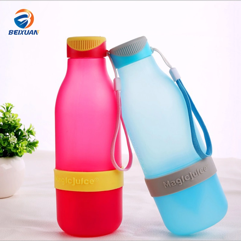 Hot Selling 450ml Wholesale Portable Plastic Bottle Creative Unique Gift BPA Free PP Plastic Fruit Infuser Lemon Bottle